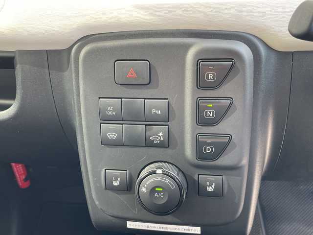 トヨタ シーポッド G 愛知県 2021(令3)年 1.1万km 白 シートヒーター/フロントウィンドウデフロスター/コーナーセンサー/LEDヘッドライト/オートライト/衝突軽減システム/スマートキー/プッシュスタート