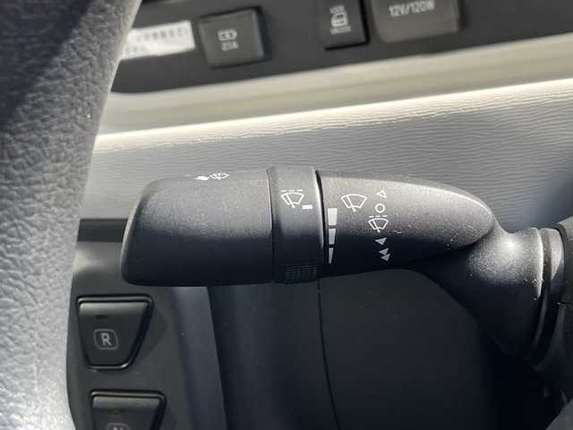 トヨタ シーポッド G 愛知県 2021(令3)年 1.1万km 白 シートヒーター/フロントウィンドウデフロスター/コーナーセンサー/LEDヘッドライト/オートライト/衝突軽減システム/スマートキー/プッシュスタート