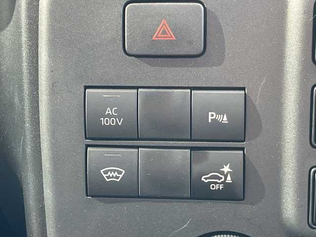 トヨタ シーポッド G 愛知県 2021(令3)年 1.1万km 白 シートヒーター/フロントウィンドウデフロスター/コーナーセンサー/LEDヘッドライト/オートライト/衝突軽減システム/スマートキー/プッシュスタート