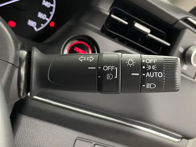 ホンダ ヴェゼル ハイブリッド e:HEV Z 埼玉県 2024(令6)年 1.9万km プラチナホワイトパール 禁煙　純正９型ＤＡ　温シート　Ｂカメラ　ＢＳＭ　ＥＴＣ　前後ドライブレコーダー　ＬＥＤヘッドライト　追従走行　ダウンヒルアシスト　寒冷地仕様　ハーフレザーシート　パワーバックドア　ＢＴ　ＵＳＢ