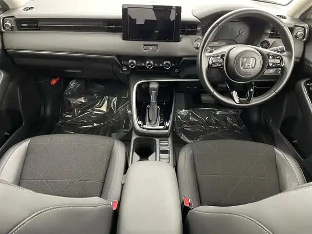 ホンダ ヴェゼル ハイブリッド e:HEV Z 埼玉県 2024(令6)年 1.9万km プラチナホワイトパール 禁煙　純正９型ＤＡ　温シート　Ｂカメラ　ＢＳＭ　ＥＴＣ　前後ドライブレコーダー　ＬＥＤヘッドライト　追従走行　ダウンヒルアシスト　寒冷地仕様　ハーフレザーシート　パワーバックドア　ＢＴ　ＵＳＢ