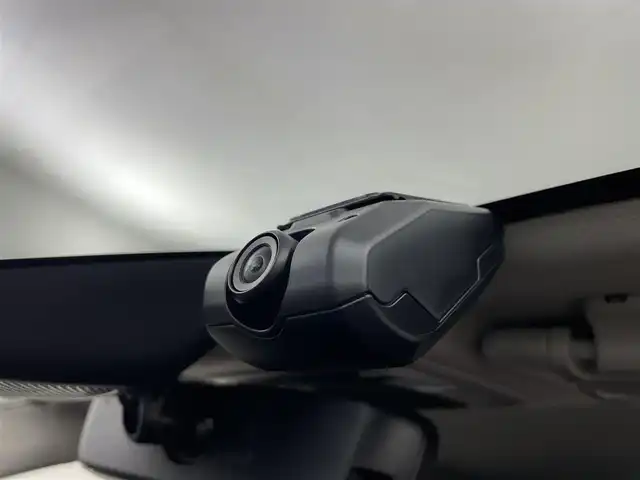 ホンダ ヴェゼル ハイブリッド e:HEV Z 埼玉県 2024(令6)年 1.9万km プラチナホワイトパール 禁煙　純正９型ＤＡ　温シート　Ｂカメラ　ＢＳＭ　ＥＴＣ　前後ドライブレコーダー　ＬＥＤヘッドライト　追従走行　ダウンヒルアシスト　寒冷地仕様　ハーフレザーシート　パワーバックドア　ＢＴ　ＵＳＢ