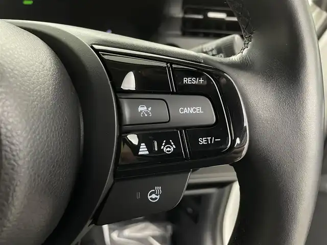 ホンダ ヴェゼル ハイブリッド e:HEV Z 埼玉県 2024(令6)年 1.9万km プラチナホワイトパール 禁煙　純正９型ＤＡ　温シート　Ｂカメラ　ＢＳＭ　ＥＴＣ　前後ドライブレコーダー　ＬＥＤヘッドライト　追従走行　ダウンヒルアシスト　寒冷地仕様　ハーフレザーシート　パワーバックドア　ＢＴ　ＵＳＢ