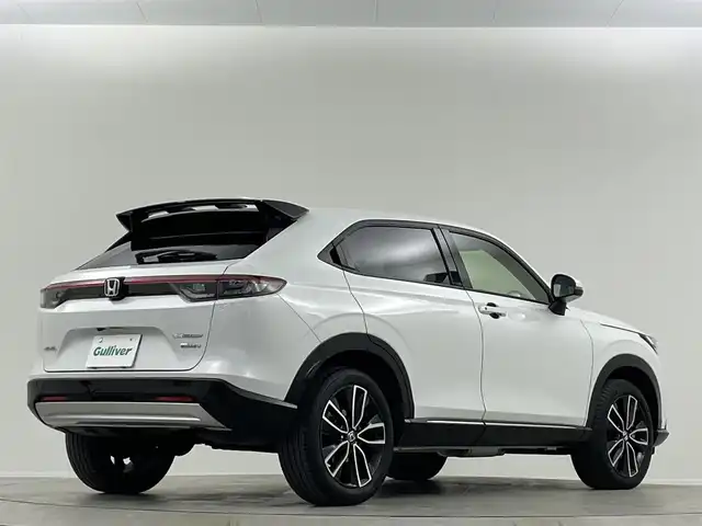 ホンダ ヴェゼル ハイブリッド e:HEV Z 埼玉県 2024(令6)年 1.9万km プラチナホワイトパール 禁煙　純正９型ＤＡ　温シート　Ｂカメラ　ＢＳＭ　ＥＴＣ　前後ドライブレコーダー　ＬＥＤヘッドライト　追従走行　ダウンヒルアシスト　寒冷地仕様　ハーフレザーシート　パワーバックドア　ＢＴ　ＵＳＢ