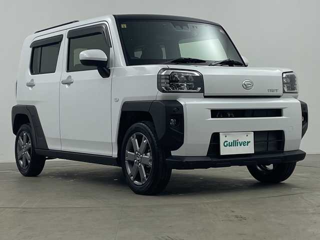 ダイハツ タフト G ターボ 鹿児島県 2023(令5)年 0.3万km シャイニングホワイトパール 純正ディスプレイオーディオ/(BT/AM/FM/フルセグTV)/ワンオーナー/Applecarplay/Androidauto/レーンキープアシスト/レーダークルーズコントロール/ガラスルーフ/HDMI入力/前後コーナーセンサー/バックカメラ/電動パーキングブレーキ/オートホールド/ステアリングスイッチ/前席シートヒーター/前方ドライブレコーダー/アイドリングストップ/ターボ/革調シートカバー/純正サイドバイザー/純正LEDヘッドライト/純正フロアマット/純正15インチアルミホイール