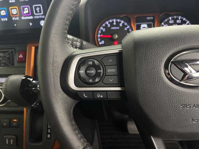 ダイハツ タフト G ターボ 鹿児島県 2023(令5)年 0.3万km シャイニングホワイトパール 純正ディスプレイオーディオ/(BT/AM/FM/フルセグTV)/ワンオーナー/Applecarplay/Androidauto/レーンキープアシスト/レーダークルーズコントロール/ガラスルーフ/HDMI入力/前後コーナーセンサー/バックカメラ/電動パーキングブレーキ/オートホールド/ステアリングスイッチ/前席シートヒーター/前方ドライブレコーダー/アイドリングストップ/ターボ/革調シートカバー/純正サイドバイザー/純正LEDヘッドライト/純正フロアマット/純正15インチアルミホイール