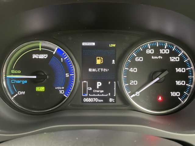 三菱 アウトランダー ＰＨＥＶ Sエディション 道央・札幌 2019(令1)年 6.8万km ルビーブラックP ・4WD  /サンルーフ　/・アダプティブクルーズコントロール/・衝突軽減ブレーキ/・車線逸脱防止機能/・純正ディスプレイオーディオ  /・マルチ全方位モニター/・前席シートヒーター/・前席パワーシート/・パワーバックドア/・ステアリングヒーター/・パドルシフト/・AC1500W電源/・純正18インチAW