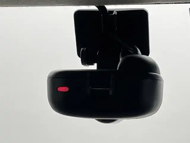スズキ クロスビー HYBRID MZ 熊本県 2020(令2)年 4.5万km キャラバンアイボリーパールメタリック/ブラック 2トーンルーフ 純正ナビ（ＣＤ・ＤＶＤ・フルセグ・ＢＴ・ＵＳＢ）/全周囲カメラ　/純正前方ドライブレコーダー　/ビルトインＥＴＣ　/前席シートヒーター　/スズキセーフティサポート/・衝突軽減ブレーキ　/・車線逸脱防止支援システム/・誤発進抑制機能/・リアコーナーセンサー/・クルーズコントロール/横滑り防止/アイドリングストップ/パドルシフト/純正フロアマット/オートライト/LEDヘッドライト/フォグランプ/スマートキー/プッシュスタート/スペアキー1本/保証書/取扱説明書