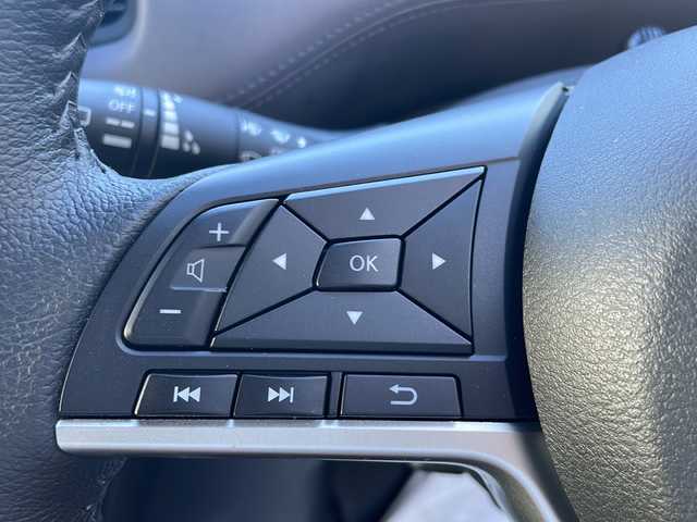 日産 セレナ ハイウェイスター V 大阪府 2021(令3)年 2.1万km ダイヤモンドブラック 純正10型SDナビ(フルセグTV/CD/DVD/BT)/アラウンドビューモニター/プロパイロット/エマージェンシーブレーキ/コーナーセンサー/BSM/両側パワスラ/ドラレコ/ETC/デジタルインナーミラー/USBポート/純正LEDヘッドライト/純正フロアマット/純正16インチアルミホイール