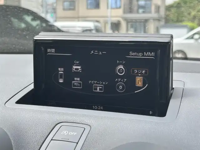アウディ Ａ１ SB 1．0TFSI 道央・札幌 2016(平28)年 3.2万km ユートピアブルーM ４WD/純正ナビ(TV/BT/FM/AM/CD/DVD)/コーナーセンサー/積み込みスタッドレスタイヤ（純正AW）/ETC/ドライブレコーダー