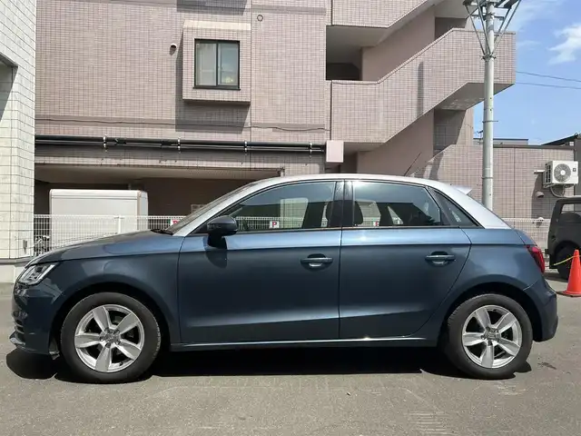 アウディ Ａ１ SB 1．0TFSI 道央・札幌 2016(平28)年 3.2万km ユートピアブルーM ４WD/純正ナビ(TV/BT/FM/AM/CD/DVD)/コーナーセンサー/積み込みスタッドレスタイヤ（純正AW）/ETC/ドライブレコーダー