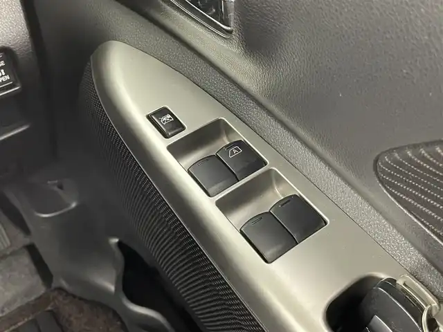 日産 デイズ ルークス ハイウェイスターX Gパッケージ 大分県 2015(平27)年 7.5万km チタニウムグレーメタリック 純正ナビ/（フルセグ/Bluetooth/CD/AM/FM)/エマージェンシーブレーキ/両側パワースライドドア/アラウンドビューモニター/ETC/ドライブレコーダー/アイドリングストップ/HIDヘッドランプ/オートライト/ステアリングスイッチ/スマートキー/純正フロアマット/スリムサーキュレーター