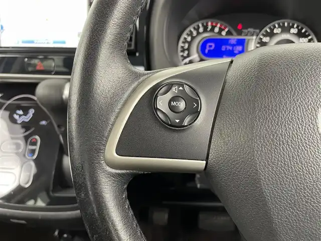 日産 デイズ ルークス ハイウェイスターX Gパッケージ 大分県 2015(平27)年 7.5万km チタニウムグレーメタリック 純正ナビ/（フルセグ/Bluetooth/CD/AM/FM)/エマージェンシーブレーキ/両側パワースライドドア/アラウンドビューモニター/ETC/ドライブレコーダー/アイドリングストップ/HIDヘッドランプ/オートライト/ステアリングスイッチ/スマートキー/純正フロアマット/スリムサーキュレーター