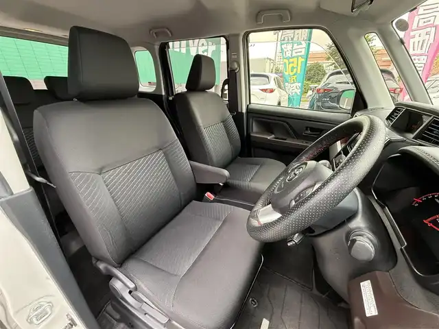 トヨタ ルーミー G 千葉県 2020(令2)年 2.8万km パールホワイトⅢ 社外メモリナビ（AM/FM/CD/DVD/フルセグTV/Bluetooth）/バックカメラ/全方位カメラ/ドライブレコーダー/クルーズコントロール/衝突軽減ブレーキ/両側パワースライドドア/ETC/LEDヘッドライト/純正フロアマット/横滑り防止装置/プッシュスタート/スマートキー/ドアバイザー