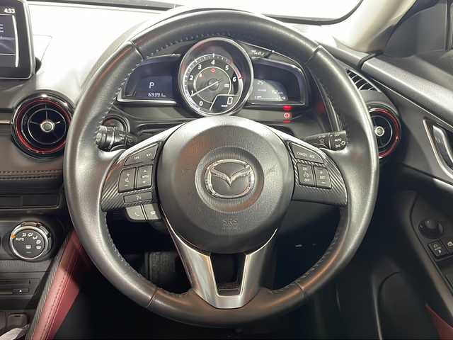 マツダ ＣＸ－３ XD ツーリング 広島県 2016(平28)年 7万km ソウルレッドプレミアムメタリック 禁煙/マツダコネクトナビ/スマートシティブレーキアシスト/ブラインドスポットモニター/クルーズコントロール/CD.DVD.BT.SD.USB.AUX/バックカメラ/ETC/ハーフレザーシート/ヘッドアップディスプレイ/LEDヘッドライト/プッシュスタート/スマートキー