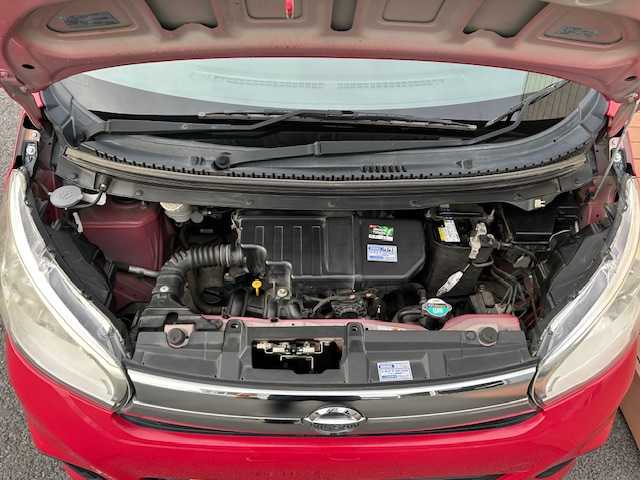 日産 デイズ X 茨城県 2015(平27)年 8.4万km アゼリアピンク 純正ナビ/（FM/AM/BT/フルセグ） /スマートキー /全方位カメラ /衝突軽減ブレーキ /ハロゲンヘッドライト /フロアマット純正 /横滑り防止装置 /プッシュスタート /パワーステアリング /パワーウィンドウ
