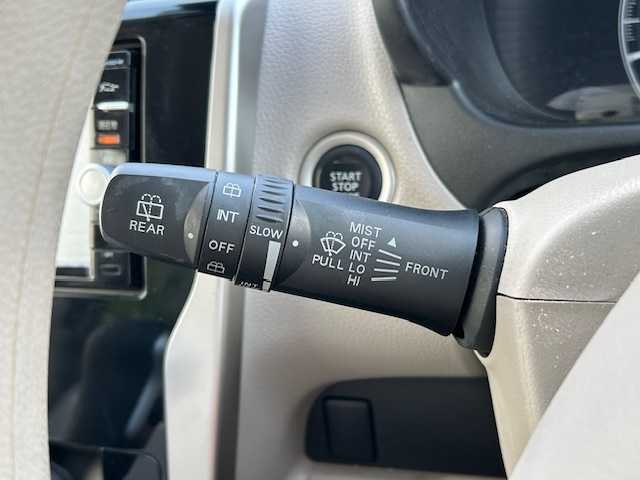 日産 デイズ X 茨城県 2015(平27)年 8.4万km アゼリアピンク 純正ナビ/（FM/AM/BT/フルセグ） /スマートキー /全方位カメラ /衝突軽減ブレーキ /ハロゲンヘッドライト /フロアマット純正 /横滑り防止装置 /プッシュスタート /パワーステアリング /パワーウィンドウ