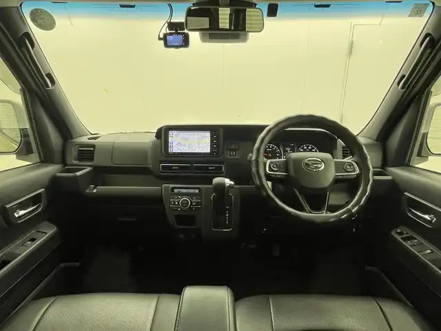 ダイハツ アトレー バン RS 茨城県 2022(令4)年 6.6万km オフビートカーキM 社外ナビ/バックカメラ/フルセグ/衝突被害軽減ブレーキ/車線逸脱抑制装置/レーダークルーズコントロール/オートマチックハイビーム/クリアランスソナー/両側電動スライドドア/ETC/ドラレコ/シートカバー/LEDヘッドライト/スマートキー