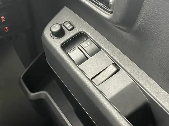 ダイハツ アトレー バン RS 茨城県 2022(令4)年 6.6万km オフビートカーキM 社外ナビ/バックカメラ/フルセグ/衝突被害軽減ブレーキ/車線逸脱抑制装置/レーダークルーズコントロール/オートマチックハイビーム/クリアランスソナー/両側電動スライドドア/ETC/ドラレコ/シートカバー/LEDヘッドライト/スマートキー