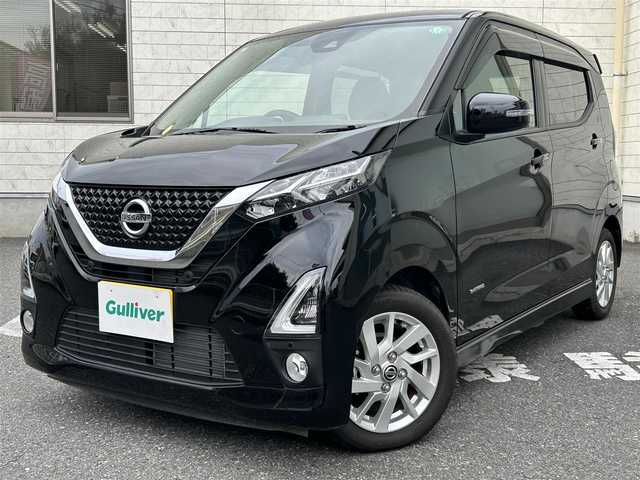 日産 デイズ ハイウェイスターX 埼玉県 2019(令1)年 0.9万km ブラック 純正SDナビ/　ワンセグ/CD/BT/SD/AUX/【MDV-D308BTW】/バックカメラ/エマージェンシーブレーキ/クリアランスソナー/車線脱線警報（LDW）/アイドリングストップ/社外前後ドライブレコーダー/【ZDR016】/LEDヘッドライト/電動格納ミラー/ドアバイザー/ETC/プッシュスタート/スマートキー/スペアキー/保証書/取扱説明書/純正フロアマット