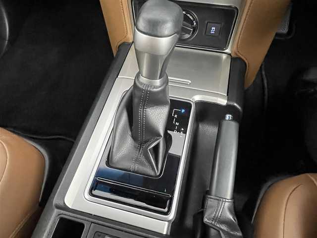 トヨタ ランドクルーザー プラド TX-L 70thアニバーサリーLTD 道央・札幌 2021(令3)年 3.7万km ブラック ・ワンオーナー/・４WD/・純正ディスプレイオーディオ/　ナビ/BT/USB/Miracast/フルセグ/・パノラミックビューモニター/・マルチテレインモニター/・前後ドライブレコーダー/・トヨタセーフティセンス/・プリクラッシュセーフティ/・レーダークルーズコントロール/・レーンキープアシスト/・オートハイビーム/・BSM/・RSA/・サドルタンレザーシート/・前席パワーシート/・前席エア/シートヒーター/・ヘッドライトウォッシャー/・2nd START/・LEDヘッドライト/・フォグライト/・オートライト/・プッシュスタート/・スマートキー/・純正フロアマット/・ドアバイザー