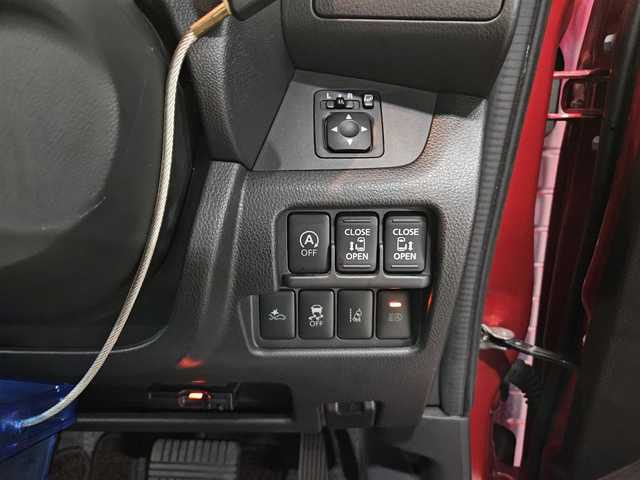 日産 デイズ ルークス HWS X Vセレクション 群馬県 2018(平30)年 2.7万km スパークリングレッド/ブラック 純正ナビ(Bluetooth/CD/DVD)/フルセグTV/両側パワースライドドア/バック/サイド/フロントカメラ/ドライブレコーダー/ソナー機能/インテリジェントエマージェンシーブレーキ/踏み間違い防止アシスト/車線逸脱警報/ビークルダイナミクスコントロール/LEDヘッドランプ/オートライト/ハイビームアシスト/オートエアコン/本革巻きステアリング/ステアリングスイッチ/合皮/スエード調クロスコンビシート/後席サンシェード/純正15インチアルミホイール/インテリジェントキー/プッシュエンジンスターター/イモビライザー/禁煙車