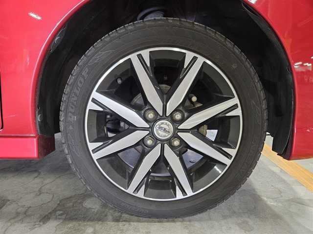 日産 デイズ ルークス HWS X Vセレクション 群馬県 2018(平30)年 2.7万km スパークリングレッド/ブラック 純正ナビ(Bluetooth/CD/DVD)/フルセグTV/両側パワースライドドア/バック/サイド/フロントカメラ/ドライブレコーダー/ソナー機能/インテリジェントエマージェンシーブレーキ/踏み間違い防止アシスト/車線逸脱警報/ビークルダイナミクスコントロール/LEDヘッドランプ/オートライト/ハイビームアシスト/オートエアコン/本革巻きステアリング/ステアリングスイッチ/合皮/スエード調クロスコンビシート/後席サンシェード/純正15インチアルミホイール/インテリジェントキー/プッシュエンジンスターター/イモビライザー/禁煙車