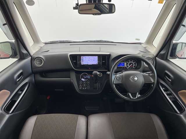 日産 デイズ ルークス HWS X Vセレクション 愛知県 2018(平30)年 2.7万km スパークリングレッド/ブラック 純正SDナビ/　　Bluetooth/フルセグ/    CD/DVD/インテリジェントエマージェンシーブレーキ/踏み間違い衝突防止アシスト/車線逸脱警報/アラウンドビューモニター/両側パワースライドドア/インテリジェントキー/プッシュスタート/LEDヘッドランプ/オートライト/ハイビームアシスト/フォグランプ/オートエアコン/本革巻きステアリング/ステアリングスイッチ/ハーフレザーシート（ブラウン）/後席サンシェード/ナノイー搭載リヤシーリングファン/純正15インチアルミホイール/純正フロアマット/ドアバイザー/ドライブレコーダー/ETC