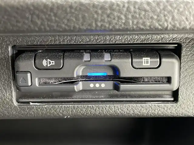スズキ クロスビー HYBRID MZ 茨城県 2019(平31)年 1.2万km キャラバンアイボリーパールメタリック/ホワイト 2トーンルーフ 純正ナビ/バックカメラ/フルセグ/衝突被害軽減ブレーキ/車線逸脱抑制装置/クルーズコントロール/オートマチックハイビーム/クリアランスソナー/ETC/シートヒーター/純正16インチAW/LEDヘッドライト/スマートキー