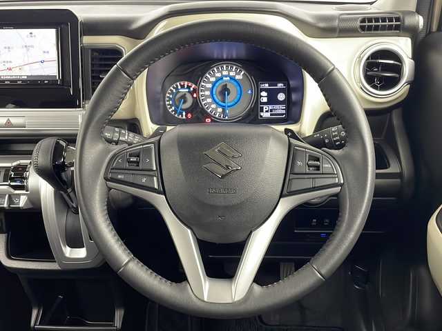 スズキ クロスビー HYBRID MZ 埼玉県 2019(平31)年 1.2万km キャラバンアイボリーパールメタリック/ホワイト 2トーンルーフ 純正ナビ/(TV/FM/AM/SD/BT/CD)/バックカメラ/アイドリングストップ/衝突被害軽減ブレーキ/車線逸脱抑制装置/クルーズコントロール/パドルシフト/オートマチックハイビーム/クリアランスソナー/ETC/前席シートヒーター/純正16インチアルミホイール/LEDヘッドライト/スマートキー/プッシュスタート/ドアバイザー/ウインカーミラー/フォグランプ/純正フロアマット/革巻きハンドル