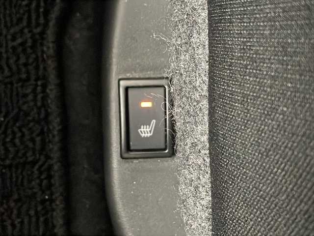 スズキ クロスビー HYBRID MZ 埼玉県 2019(平31)年 1.2万km キャラバンアイボリーパールメタリック/ホワイト 2トーンルーフ 純正ナビ/(TV/FM/AM/SD/BT/CD)/バックカメラ/アイドリングストップ/衝突被害軽減ブレーキ/車線逸脱抑制装置/クルーズコントロール/パドルシフト/オートマチックハイビーム/クリアランスソナー/ETC/前席シートヒーター/純正16インチアルミホイール/LEDヘッドライト/スマートキー/プッシュスタート/ドアバイザー/ウインカーミラー/フォグランプ/純正フロアマット/革巻きハンドル