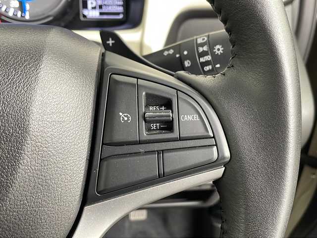 スズキ クロスビー HYBRID MZ 埼玉県 2019(平31)年 1.2万km キャラバンアイボリーパールメタリック/ホワイト 2トーンルーフ 純正ナビ/(TV/FM/AM/SD/BT/CD)/バックカメラ/アイドリングストップ/衝突被害軽減ブレーキ/車線逸脱抑制装置/クルーズコントロール/パドルシフト/オートマチックハイビーム/クリアランスソナー/ETC/前席シートヒーター/純正16インチアルミホイール/LEDヘッドライト/スマートキー/プッシュスタート/ドアバイザー/ウインカーミラー/フォグランプ/純正フロアマット/革巻きハンドル