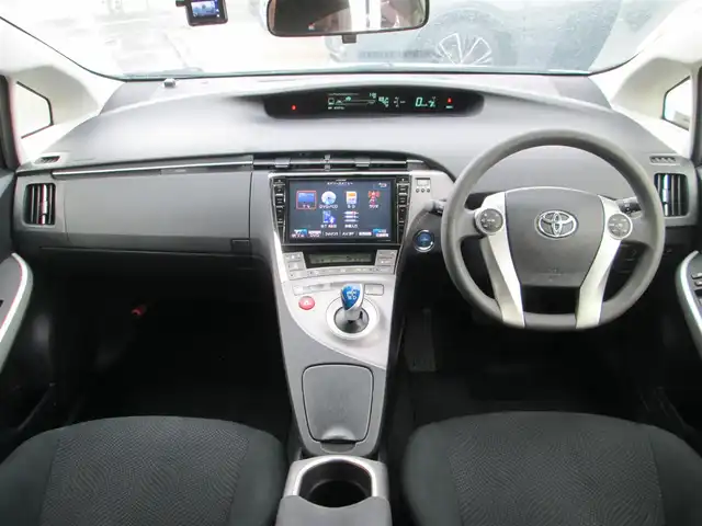 トヨタ プリウス S ツーリングセレクション 千葉県 2014(平26)年 4.7万km ホワイトパールクリスタルシャイン 社外9インチSDナビ・フルセグTV/バックカメラ/社外オーディオ【CD/SD/DVD/BT】/社外ドライブレコーダー/ヘッドライトウォッシャー/ウインカードアミラー/LEDヘッドライト/フォグランプ/スマートキー/ETC/H27、28、29、30、31、/　R2、3、4、6年記録簿有