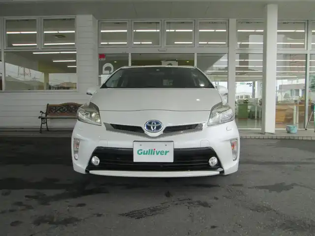 トヨタ プリウス S ツーリングセレクション 千葉県 2014(平26)年 4.7万km ホワイトパールクリスタルシャイン 社外9インチSDナビ・フルセグTV/バックカメラ/社外オーディオ【CD/SD/DVD/BT】/社外ドライブレコーダー/ヘッドライトウォッシャー/ウインカードアミラー/LEDヘッドライト/フォグランプ/スマートキー/ETC/H27、28、29、30、31、/　R2、3、4、6年記録簿有