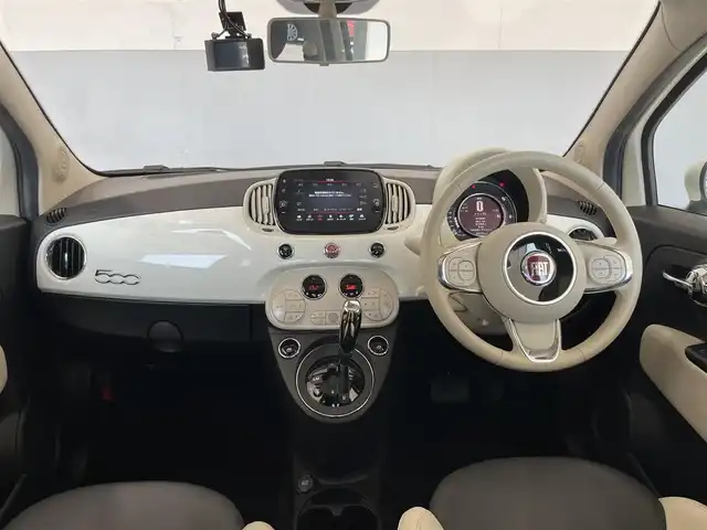 フィアット ５００ 1．2 ドルチェ 静岡県 2022(令4)年 2.3万km ボサノバホワイト 純正ディスプレイオーディオ/（USB/Bluetooth）/クルーズコントロール/ハーフレザーシート/LEDヘッドライト/前後ドライブレコーダー/ETC/アイドリングストップ
