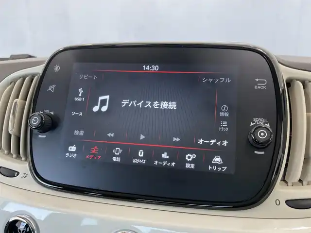 フィアット ５００ 1．2 ドルチェ 静岡県 2022(令4)年 2.3万km ボサノバホワイト 純正ディスプレイオーディオ/（USB/Bluetooth）/クルーズコントロール/ハーフレザーシート/LEDヘッドライト/前後ドライブレコーダー/ETC/アイドリングストップ