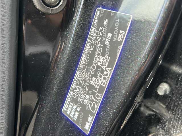 トヨタ クラウン ハイブリッド アスリートG 広島県 2013(平25)年 5.6万km プレシャスブラックパール 衝突軽減ブレーキ/レーダークルーズコントロール/オートマチックハイビーム/クリアランスソナー/純正メーカーナビ/・フルセグ/BT/DVD/CD/USB/バックカメラ/ステアリングスイッチ/ステアリングヒーター/ETC/レザーシート(黒)/パワーシート(D/N席)/D席メモリシート/シートヒーター(D/N席)/エアシート(D/N席)/HIDヘッドライト/オートライト/フォグライト/ヘッドランプウォッシャー/スマートキー/プッシュスタート/スペアキー/カードキー/防眩ミラー/純正ドアバイザー/純正フロアマット/純正18インチAW