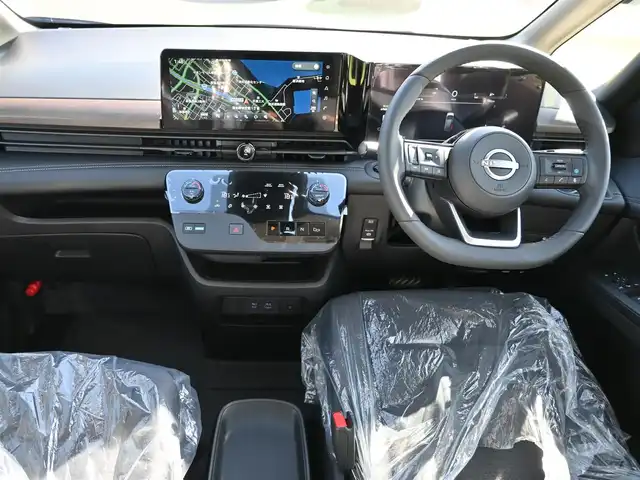 日産 セレナ e－パワー ハイウェイスター V 千葉県 2025(令7)年 0.1千km パールⅡ e-POWER　ハイウエイスターV　ヘッドランプ オートレベライザー+アダプティブLEDヘッドライトシステム+インテリジェント アラウンドビューモニター（移動物 検知機能付）+インテリジェント ルームミラー+アドバンスドドライブアシストディスプレイ（12.3インチカラーディスプレイ）+統合型インターフェースディスプレイ+ワイヤレス充電器+6スピーカー+NissanConnectナビゲーションシステム（地デジ内蔵）+車載通信ユニット（TCU［Telematics Control Unit］）+ETC2.0ユニット（ビルトインタイプ）+ドライブレコーダー（前後セット）+プロパイロット（ナビリンク機能付）+プロパイロット緊急停止支援システム（SOSコール機能付）+SOSコール（488/400円）/エマージェンシーブレーキ/プロパイロット/インテリジェントクルーズコントロール/インテリジェントルームミラー/ハンズフリー両側パワースライドドア/純正コネクトナビ/地デジTV/【Bluetooth接続】/アラウンドビューモニター/ドライブレコーダー/ワイヤレス充電/革巻きステアリング/ステアリングスイッチ/LEDヘッドライト/フォグライト/ウインカーミラー/コーナーセンサー/純正16インチアルミホイル