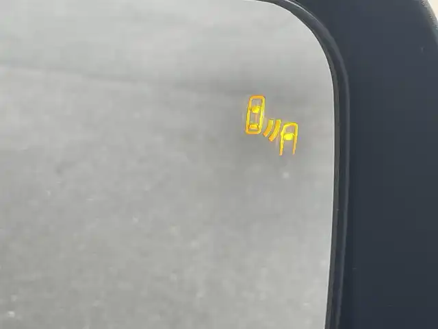 三菱 デリカＤ：５ シャモニー 東京都 2025(令7)年 0.1千km 黒Ⅱ 登録済未使用車　/純正１１型メモリナビフルセグ　/・BluetoothAudio/HDMI/USB/・CD/SD/DVD/AM/FM/純正１２型後席モニター　/アラウンドビュー モニター/ｅアシスト　/（予防安全技術）/・衝突被害軽減ブレーキシステム/・車線逸脱警報システム/・レーダークルーズコントロール　/・オートマチックハイビーム/・誤発進抑制機能/・後退時車両検知機能/ハーフレザーシート/両側パワースライドドア　/パワーバックドア　/アイドリングストップ/スペアキーX１/保証書＆取説