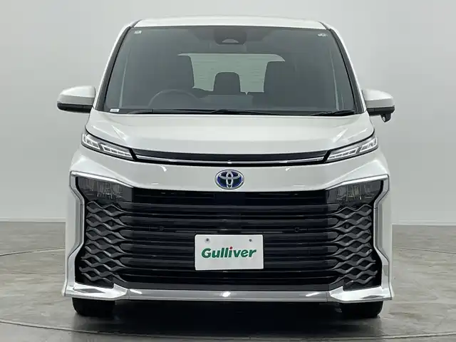 トヨタ ヴォクシー ハイブリッド S－G 群馬県 2025(令7)年 0.7万km ホワイトパールクリスタルシャイン 純正１０．５型ナビ　バックカメラ　衝突被害軽減ブレーキ　アダプティブクルーズコントロール　両側電動スライドドア　ビルトインETC ハーフレザーシート　オートハイビーム　純正ビルトインETC2.0 禁煙