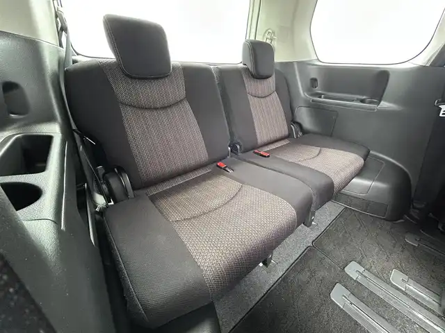 日産 セレナ HWS S HV Vセレ +Sefty 佐賀県 2015(平27)年 10.4万km ブリリアントホワイトパール 社外メモリーナビゲーション/・フルセグTV/CD/DVD/SD/USB/Bluetooth/フリップダウンモニター/バックカメラ/ETC/両側パワースライドドア/後席エアコン/後席サンシェード/ISOFIX対応/革巻きステアリング/純正16インチアルミホイール/純正LEDヘッドライト/純正フォグランプ/純正フロアマット/純正ドアバイザ―/新車保証書/取扱説明書/スペアキー１本/クルーズコントロール/レーンディパーチャーワーニング/横滑り防止装置
