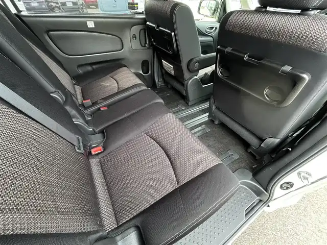 日産 セレナ HWS S HV Vセレ +Sefty 佐賀県 2015(平27)年 10.4万km ブリリアントホワイトパール 社外メモリーナビゲーション/・フルセグTV/CD/DVD/SD/USB/Bluetooth/フリップダウンモニター/バックカメラ/ETC/両側パワースライドドア/後席エアコン/後席サンシェード/ISOFIX対応/革巻きステアリング/純正16インチアルミホイール/純正LEDヘッドライト/純正フォグランプ/純正フロアマット/純正ドアバイザ―/新車保証書/取扱説明書/スペアキー１本/クルーズコントロール/レーンディパーチャーワーニング/横滑り防止装置