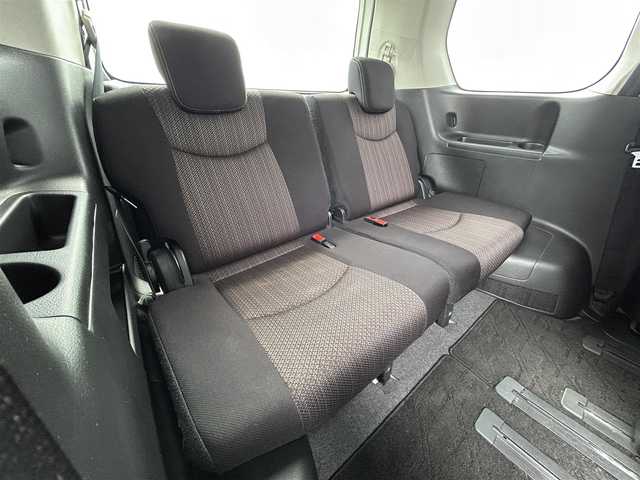 日産 セレナ HWS S HV Vセレ +Sefty 佐賀県 2015(平27)年 10.4万km ブリリアントホワイトパール 社外メモリーナビゲーション/・フルセグTV/CD/DVD/SD/USB/Bluetooth/フリップダウンモニター/バックカメラ/ETC/両側パワースライドドア/後席エアコン/後席サンシェード/ISOFIX対応/革巻きステアリング/純正16インチアルミホイール/純正LEDヘッドライト/純正フォグランプ/純正フロアマット/純正ドアバイザ―/新車保証書/取扱説明書/スペアキー１本/クルーズコントロール/レーンディパーチャーワーニング/横滑り防止装置