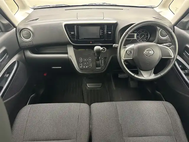 日産 デイズ ルークス ハイウェイスター Xターボ 兵庫県 2018(平30)年 6.1万km チタニウムグレーメタリック エマージェンシーブレーキ/社外SDナビ＆フルセグTV/（CD＆DVD＆SD＆BT）/アラウンドビューモニター/オートライト/LEDライト/スマートキー/プッシュスタート/純正マット/純正ドアバイザー/Wエアバック