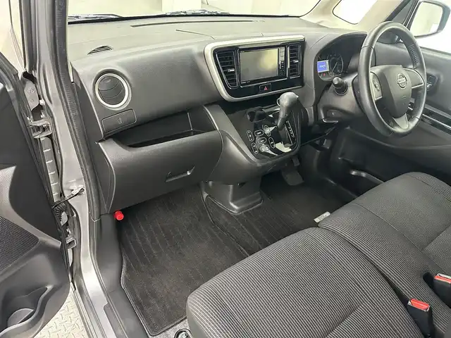 日産 デイズ ルークス ハイウェイスター Xターボ 兵庫県 2018(平30)年 6.1万km チタニウムグレーメタリック エマージェンシーブレーキ/社外SDナビ＆フルセグTV/（CD＆DVD＆SD＆BT）/アラウンドビューモニター/オートライト/LEDライト/スマートキー/プッシュスタート/純正マット/純正ドアバイザー/Wエアバック