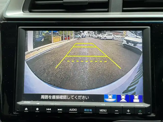 ホンダ フィット ハイブリット Fコンフォートエディション 長崎県 2019(令1)年 10.3万km プラチナホワイトパール 登録時102565km/純正ナビ/・TV/・Bluetooth/・DVD/ビルトインETC/バックカメラ/シートヒーター/レーダークルーズコントロール/ドライブレコーダー/電動格納ミラー/ドアバイザー