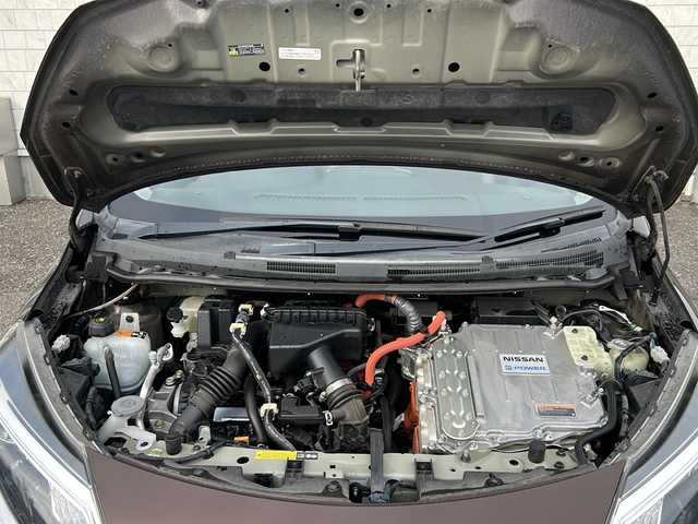 日産 ノート e－パワー メダリスト 福島県 2018(平30)年 6.3万km インペリアルアンバーP ワンオーナー エマージェンシーブレーキ アラウンドビューモニター デジタルインナーミラー オーディオ CD USB ETC LEDヘッドライト オートライト レーンキープ ハーフレザーシート スマートキー