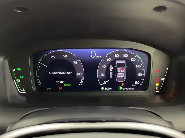 ホンダ ＺＲ－Ｖ ハイブリッド e:HEV Z 新潟県 2023(令5)年 1.9万km プラチナホワイトパール 純正ホンダコネクトディスプレイナビ/（BT/FM/AM/フルセグTV)/全周囲カメラ/ステアリングスイッチ/ステアリングヒーター/パドルシフト/置くだけ充電/D/Nパワーシート/レザーシート/シートヒーター/シートメモリー/ブラインドスポットモニター/ETC/取扱説明書/保証書/整備記録簿