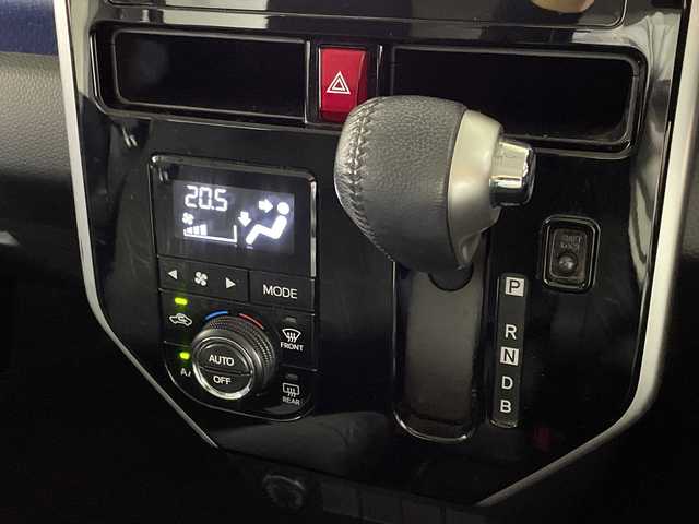 トヨタ ルーミー カスタムG－T 福岡県 2018(平30)年 7.3万km パールホワイトⅢ 純正メモリナビ/・CD/AUX/BT/ワンセグTV/・バックモニター/スマートアシスト/クルーズコントロール/両側パワースライドドア/ドライブレコーダー前後/ETC/アイドリングストップ/革巻きステアリング/・ステアリングリモコン/LEDヘッドライト/・オートライト/・フォグランプ/スマートキー/・プッシュスタート/純正15インチアルミホイール/純正フロアマット/純正ドアバイザー