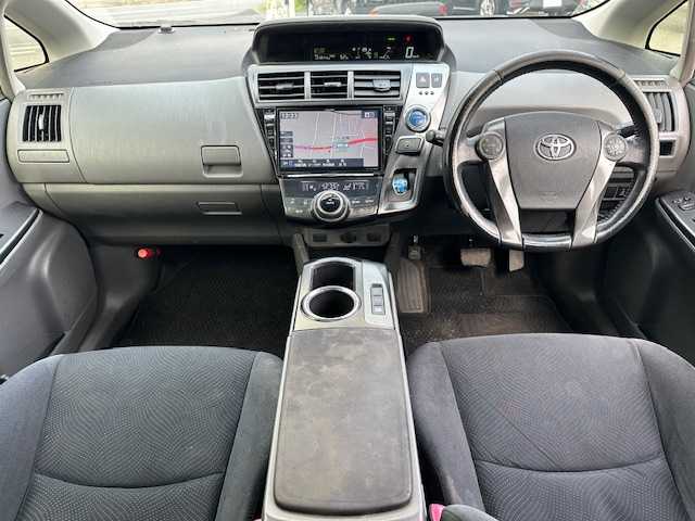 トヨタ プリウス α S チューンブラック 茨城県 2014(平26)年 12.4万km ブラキッシュレッドマイカ 社外ナビ(EX009V)/バックカメラ/ETC/規格外純正17インチアルミ/ステアリングスイッチ